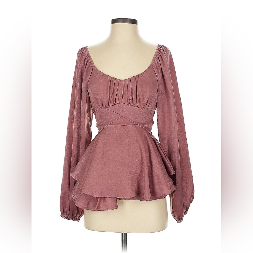 Mauve Altar'd State Long Sleeve Romper XS